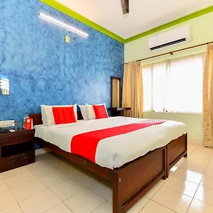 Oyo Flagship 9560 Bellwether Hotel