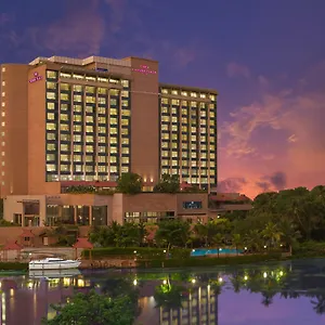 Hotel Crowne Plaza, Kochi