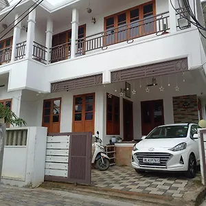 Prakriti Fortkochi Air Conditioned Проживание в семье